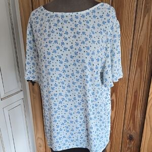 Chic Blue Floral Women's Blouse